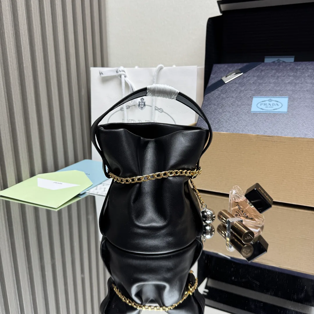 Классические Сумки Женские Prada 225551