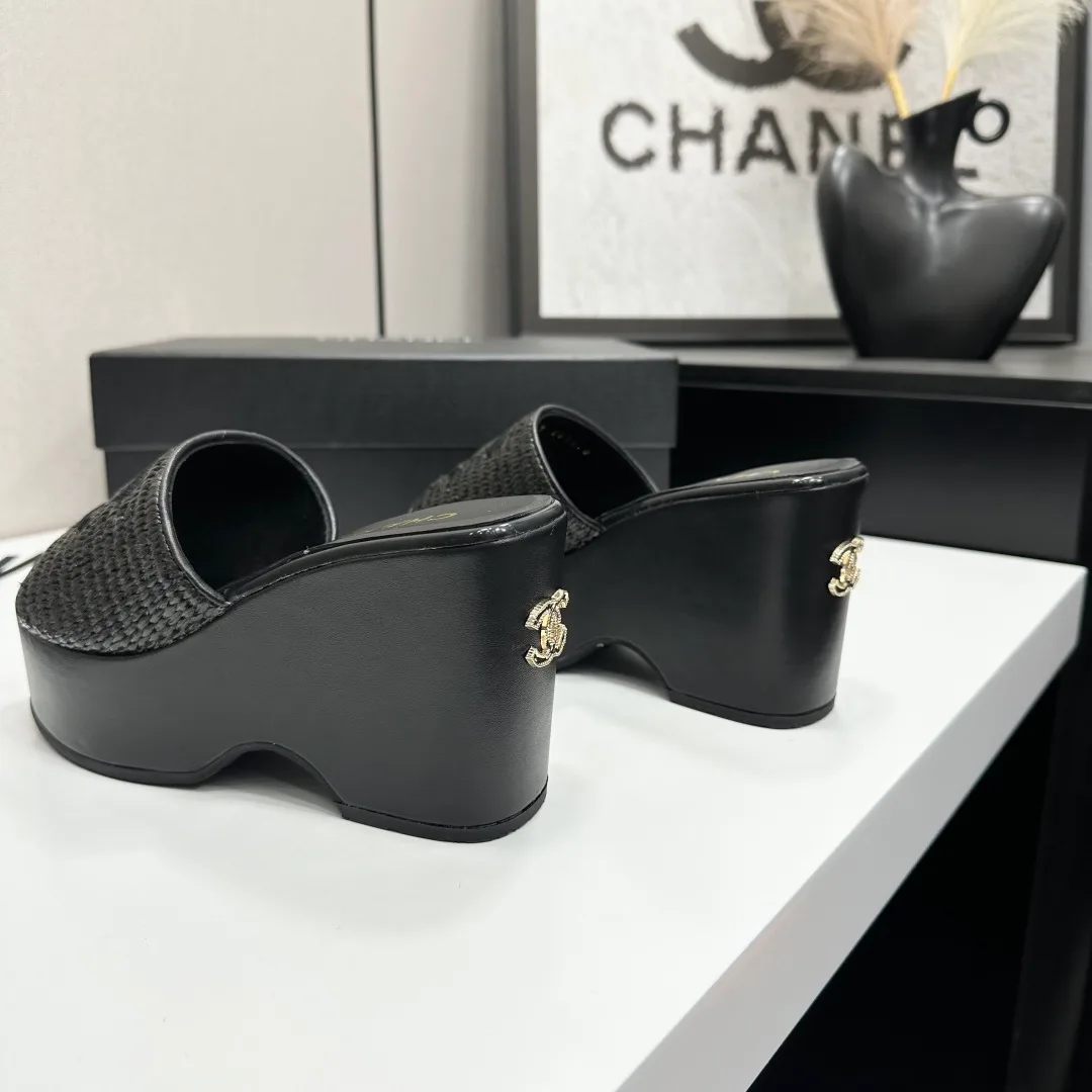 Сандалии Женские Chanel 9651913