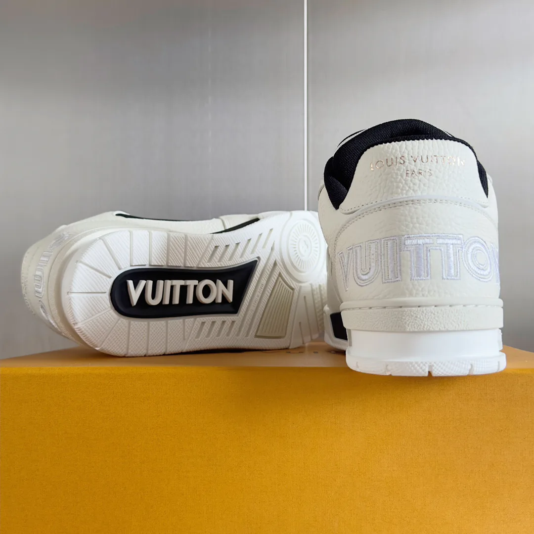 Кроссовки Женские Louis Vuitton 8919