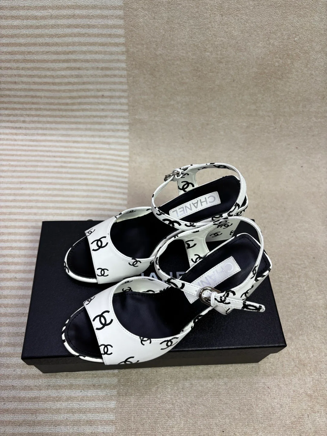 Босоножки Женские Chanel 18720728
