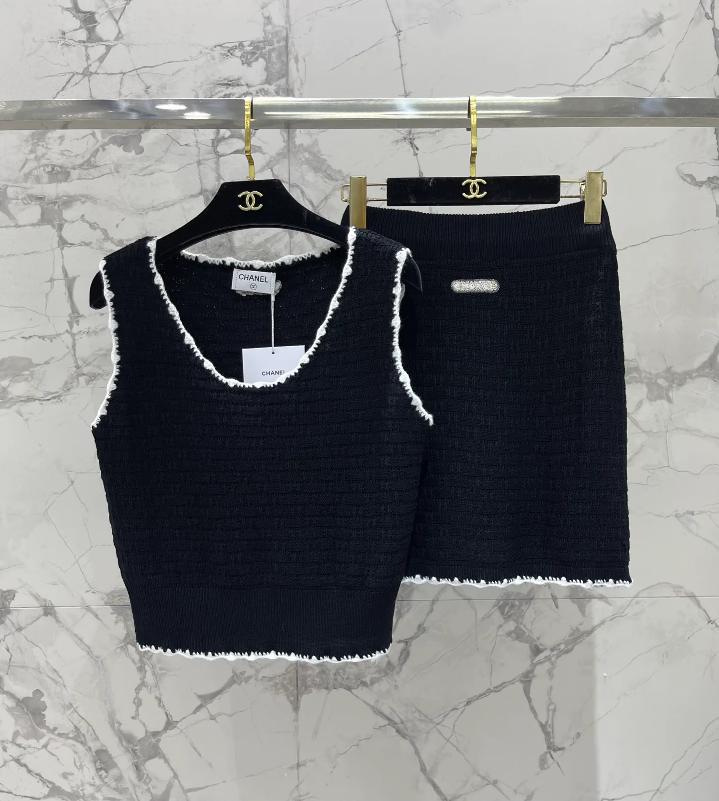 Жилеты Женские Chanel 11339884