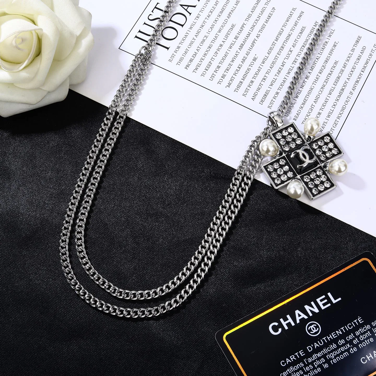 Бижутерия Chanel 17612925