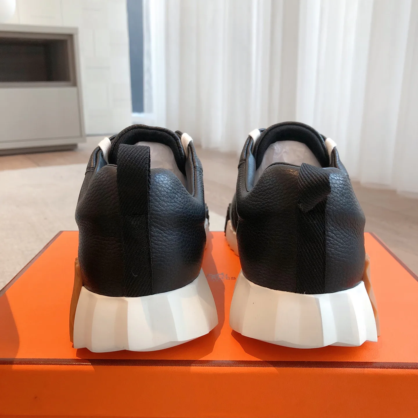 Кроссовки Женские Hermes 1154436