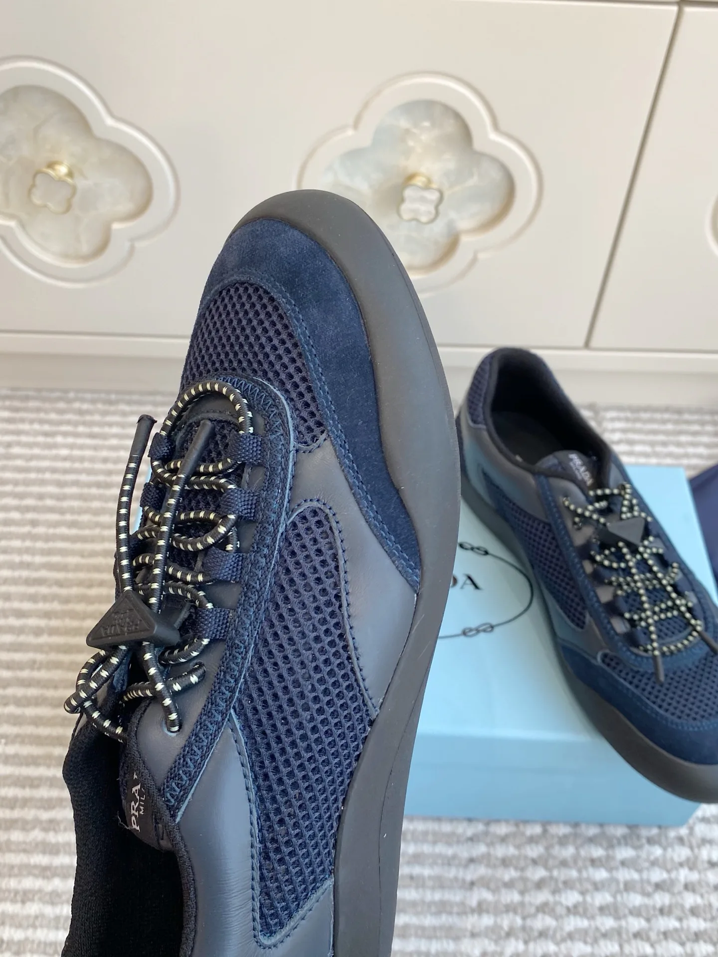 Кроссовки Женские Prada 11870112