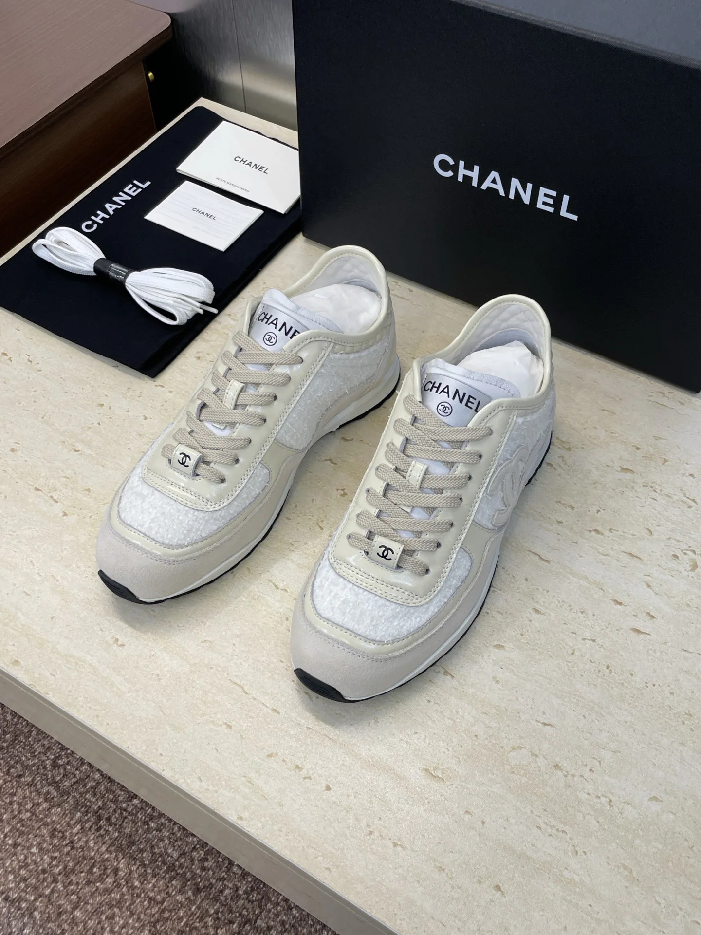 Кроссовки Женские Chanel 11498291