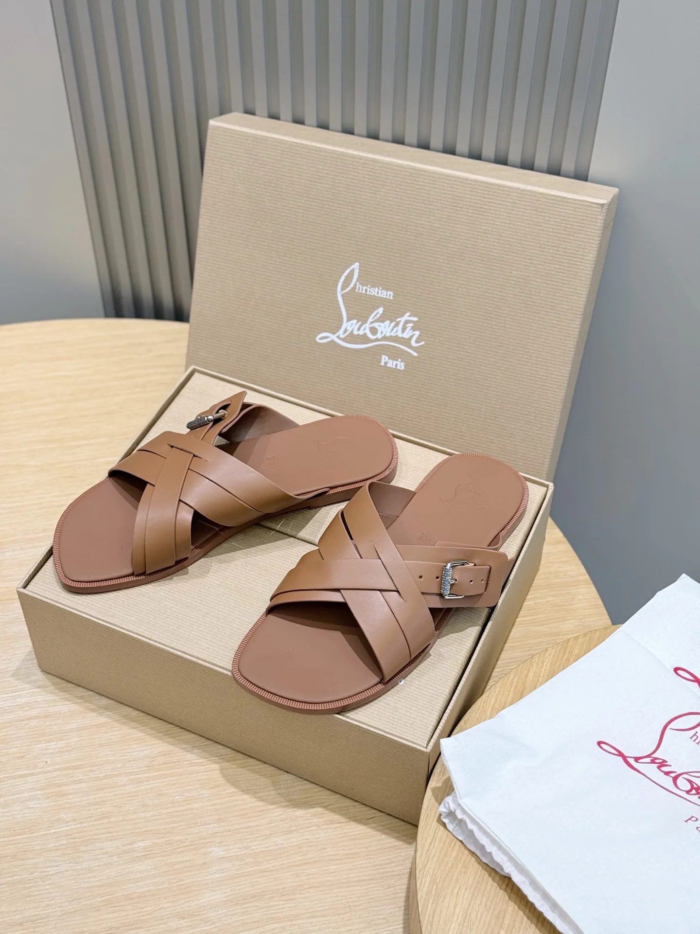 Сандалии Мужские Christian Louboutin 13164641