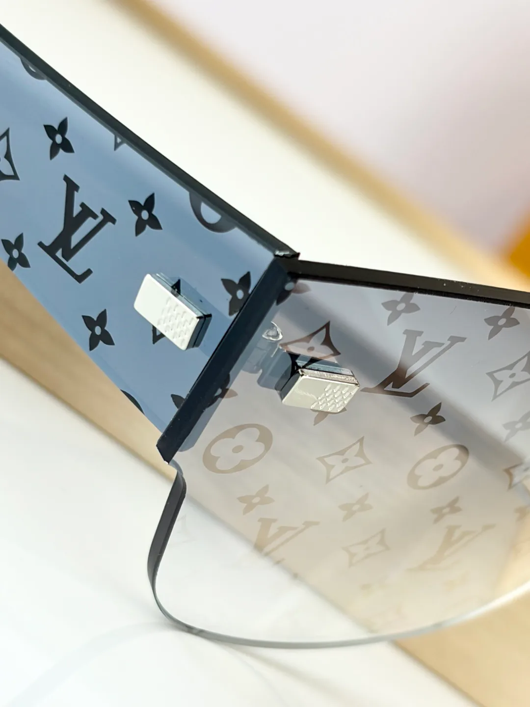 Очки Louis Vuitton 11562194