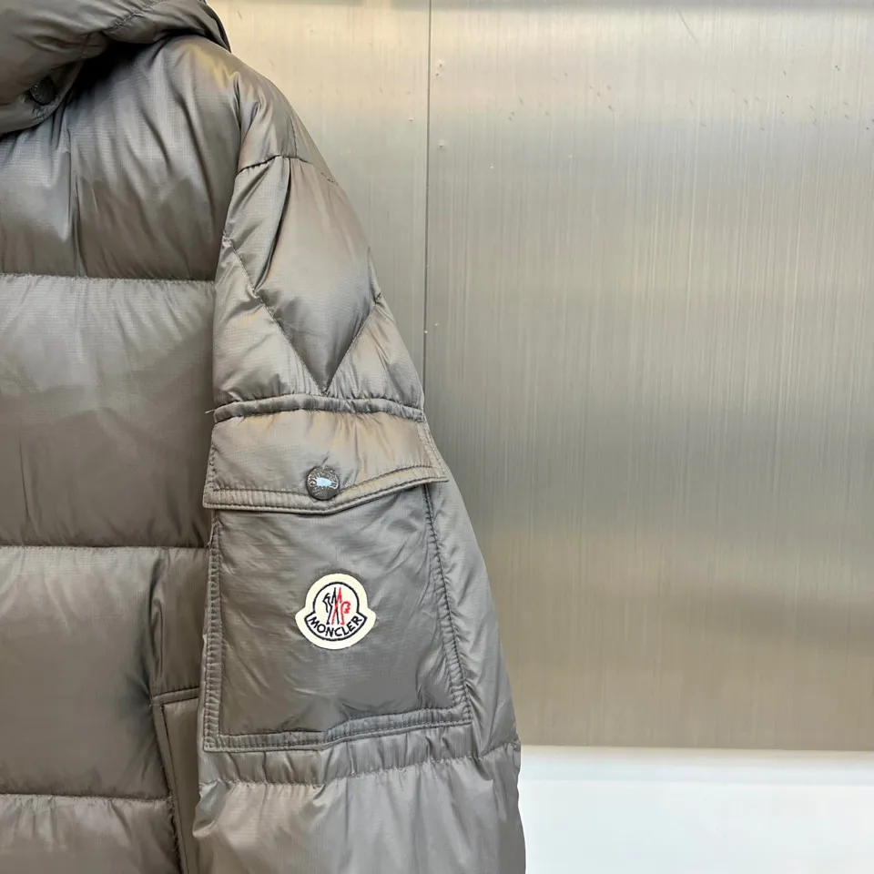 Куртки И Пуховики Мужские Moncler 1444580