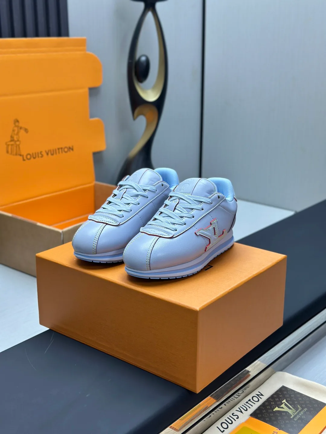 Кроссовки Женские Louis Vuitton 3470527