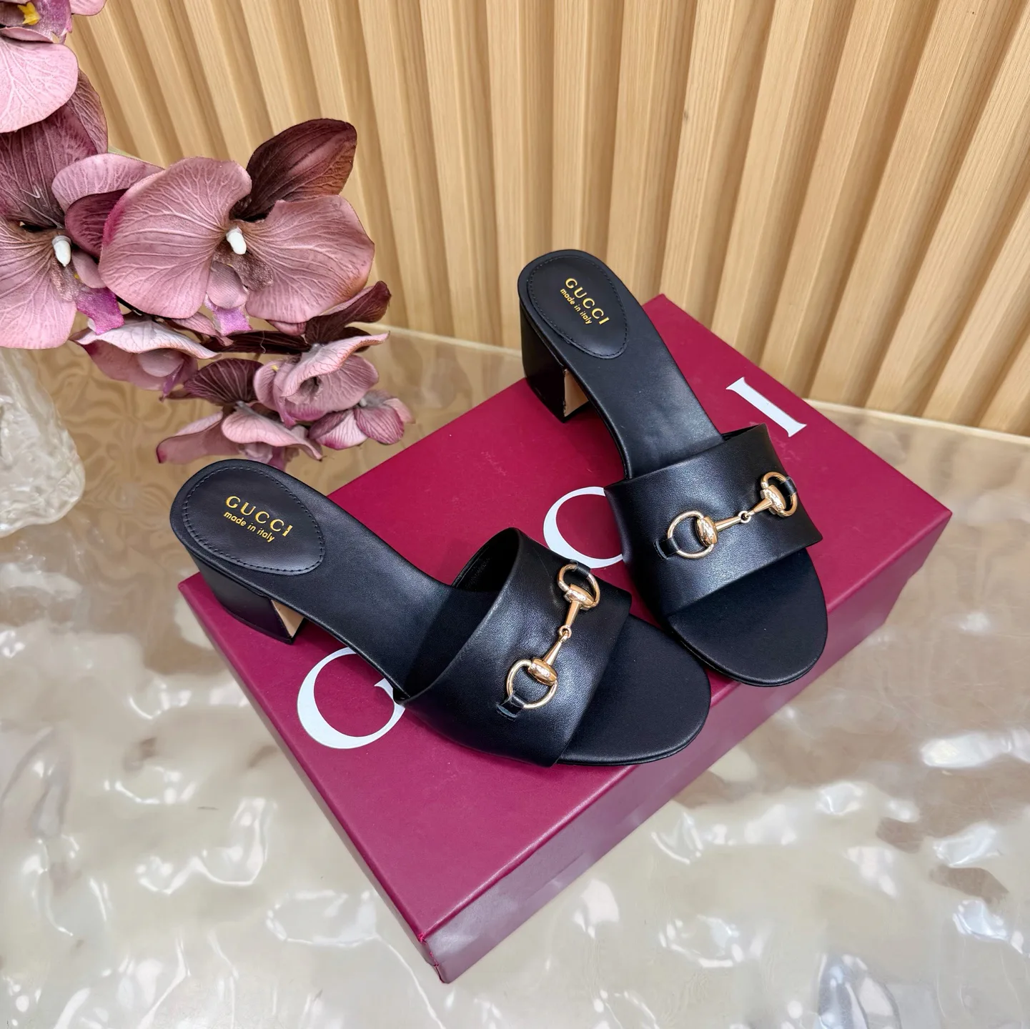 Босоножки Женские Gucci 11668763