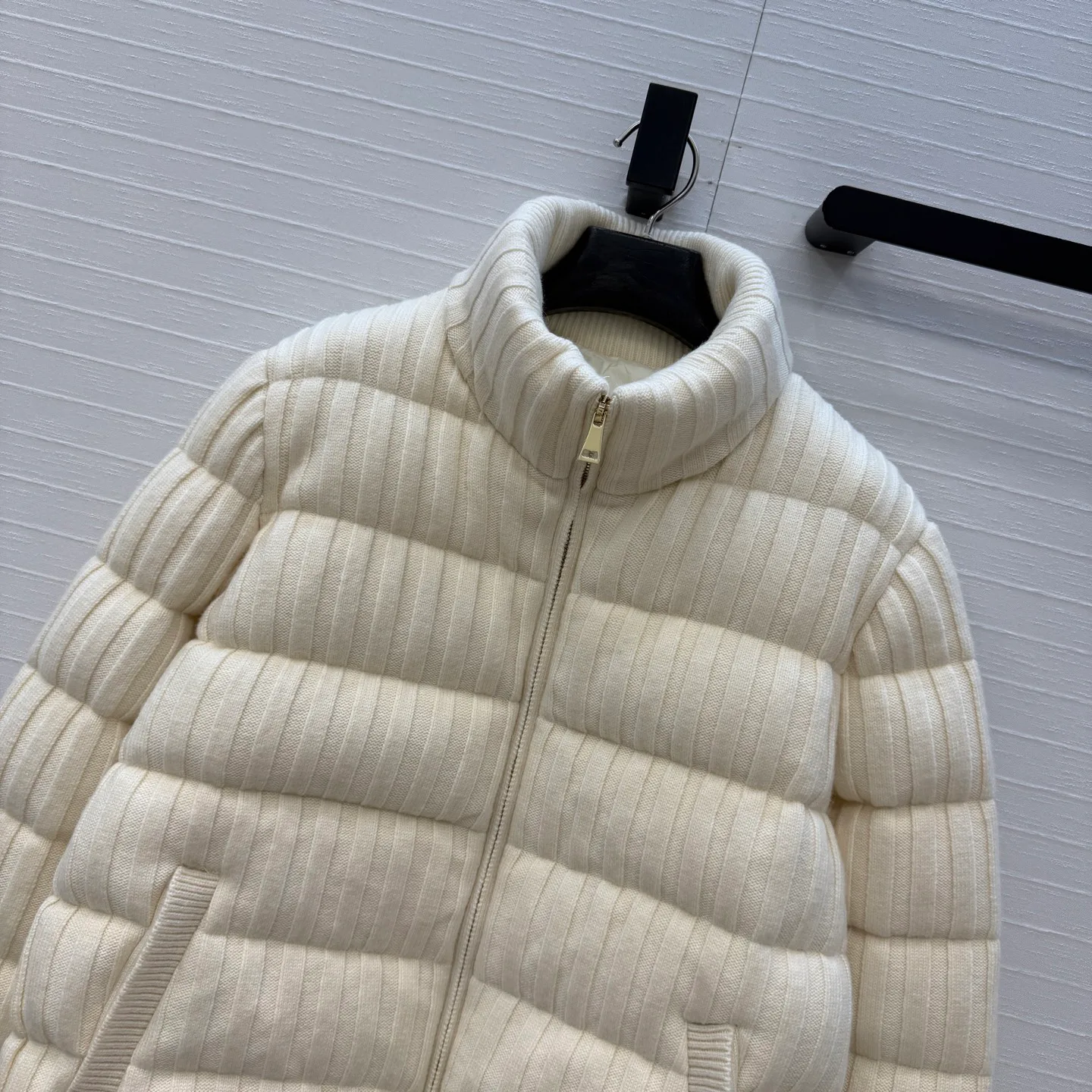 Куртки И Пуховики Женские Moncler 18325195