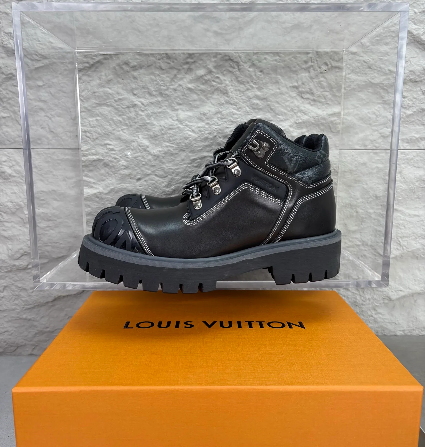 Ботинки Мужские Louis Vuitton 18719012