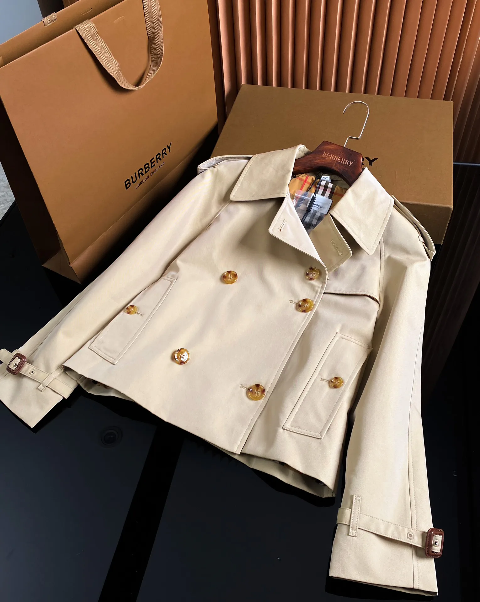 Тренчи Женские Burberry 3684