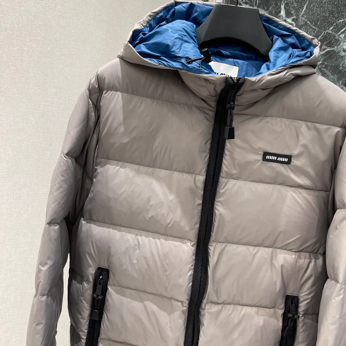 Куртки И Пуховики Женские Miu Miu 18280366