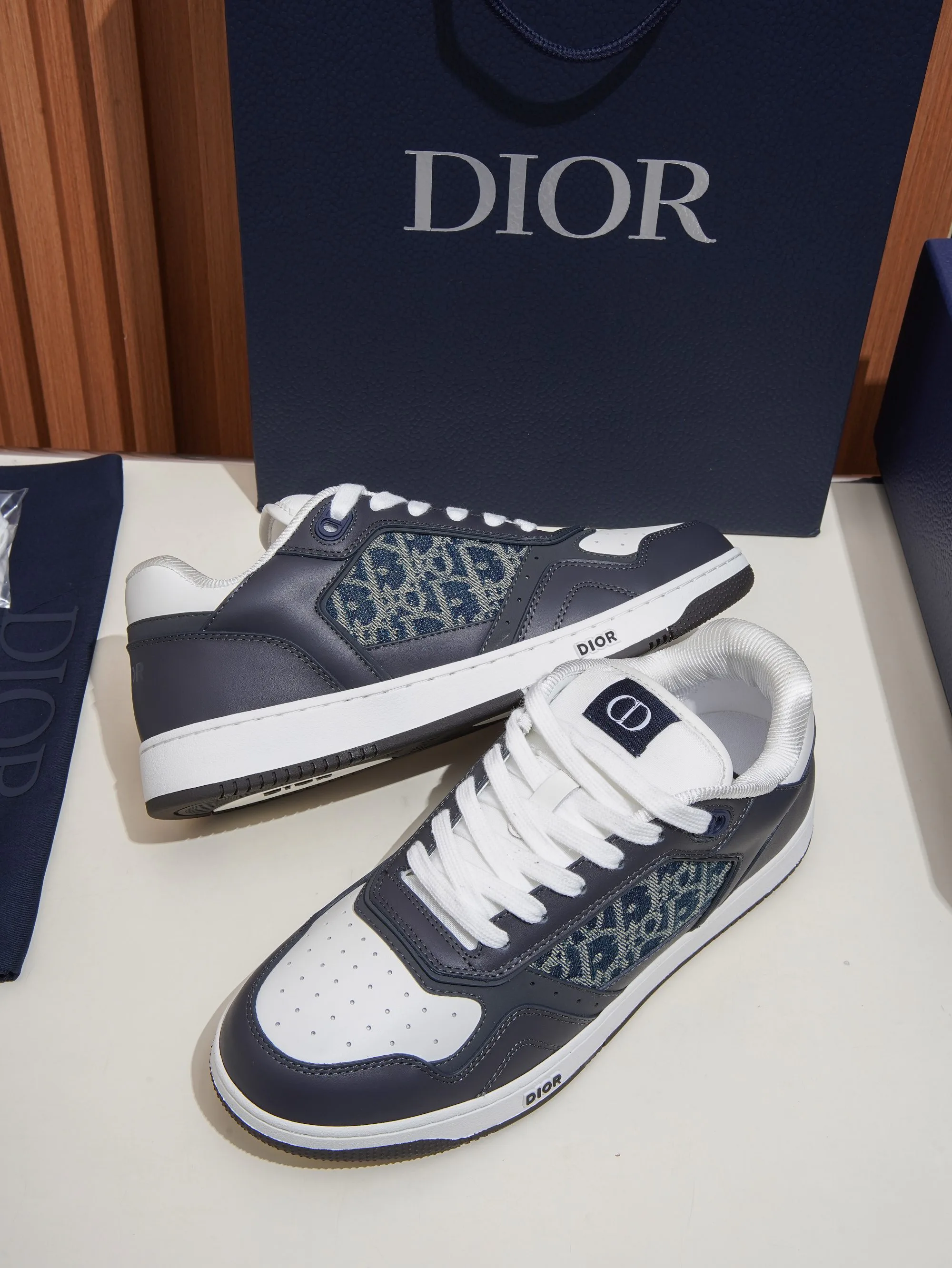 Кроссовки Женские Christian Dior 18781790