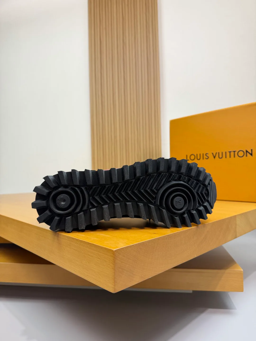 Кроссовки Мужские Louis Vuitton 152534