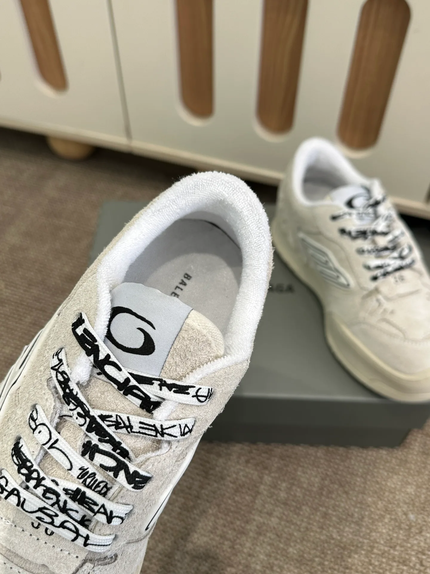 Кроссовки Женские Balenciaga 11051751