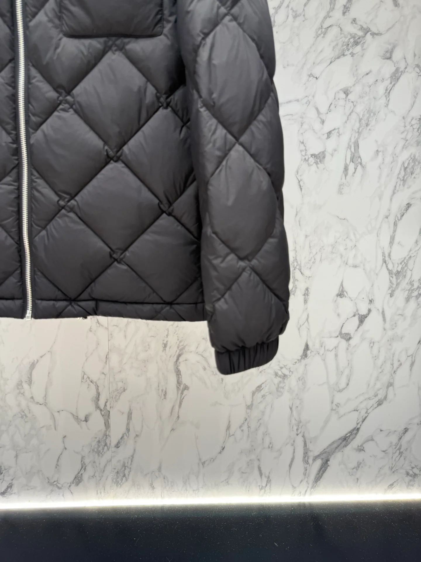 Куртки И Пуховики Женские Prada 18480923