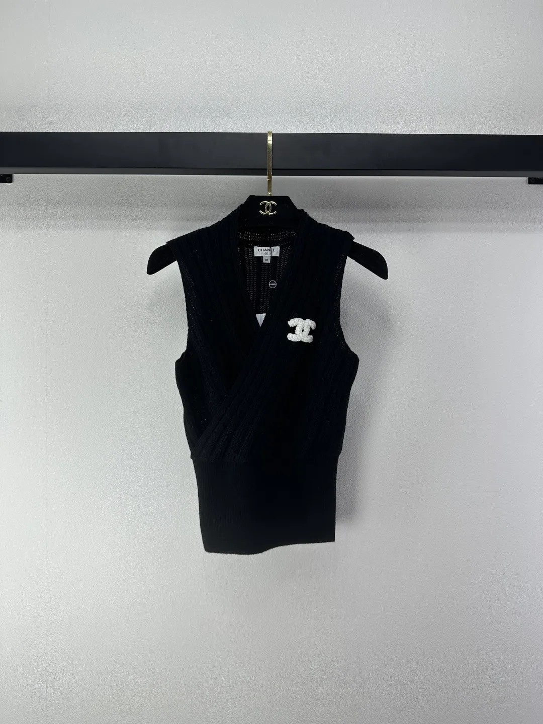 Жилеты Женские Chanel 11342786