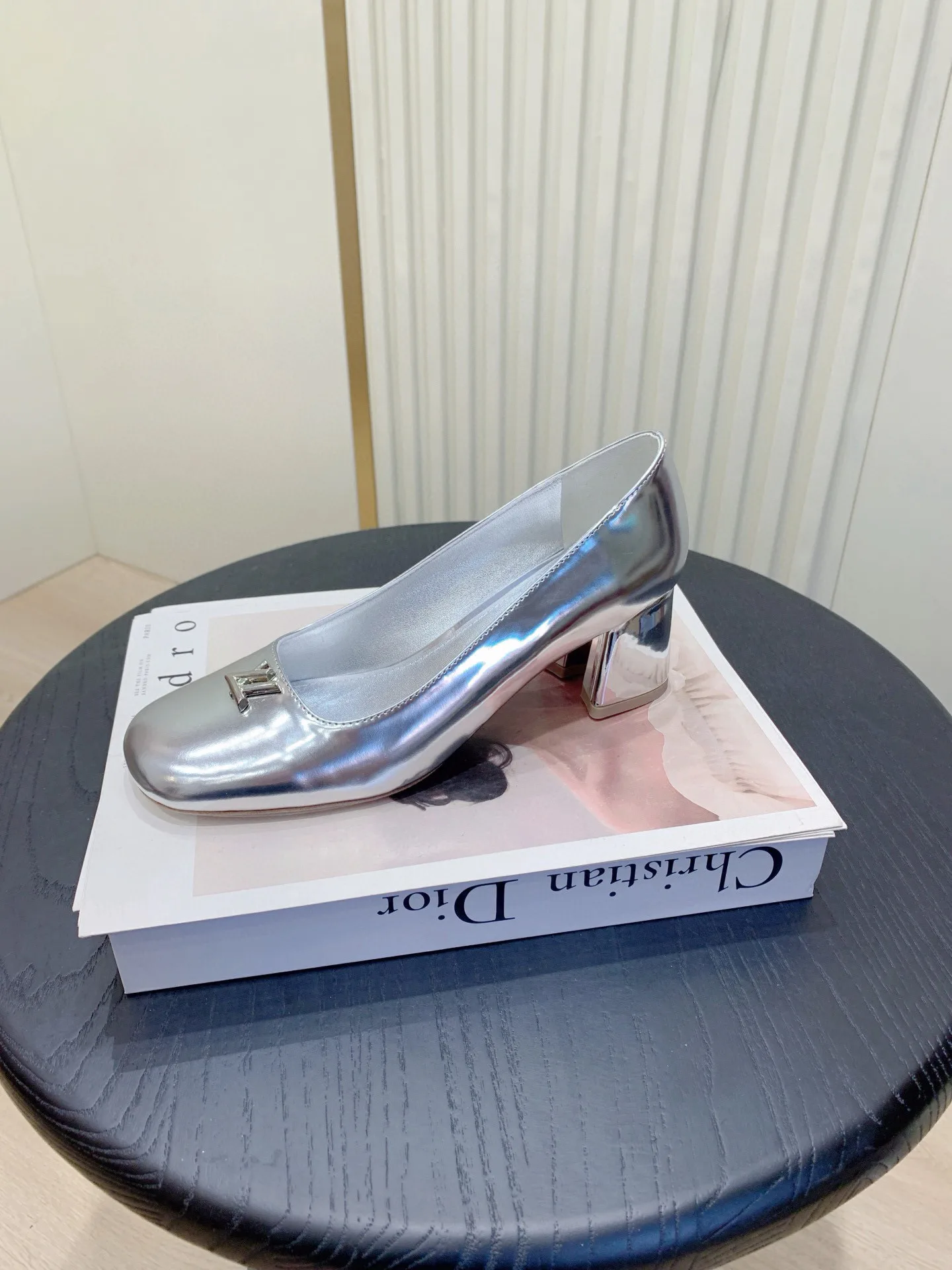 Босоножки Женские Louis Vuitton 1834449