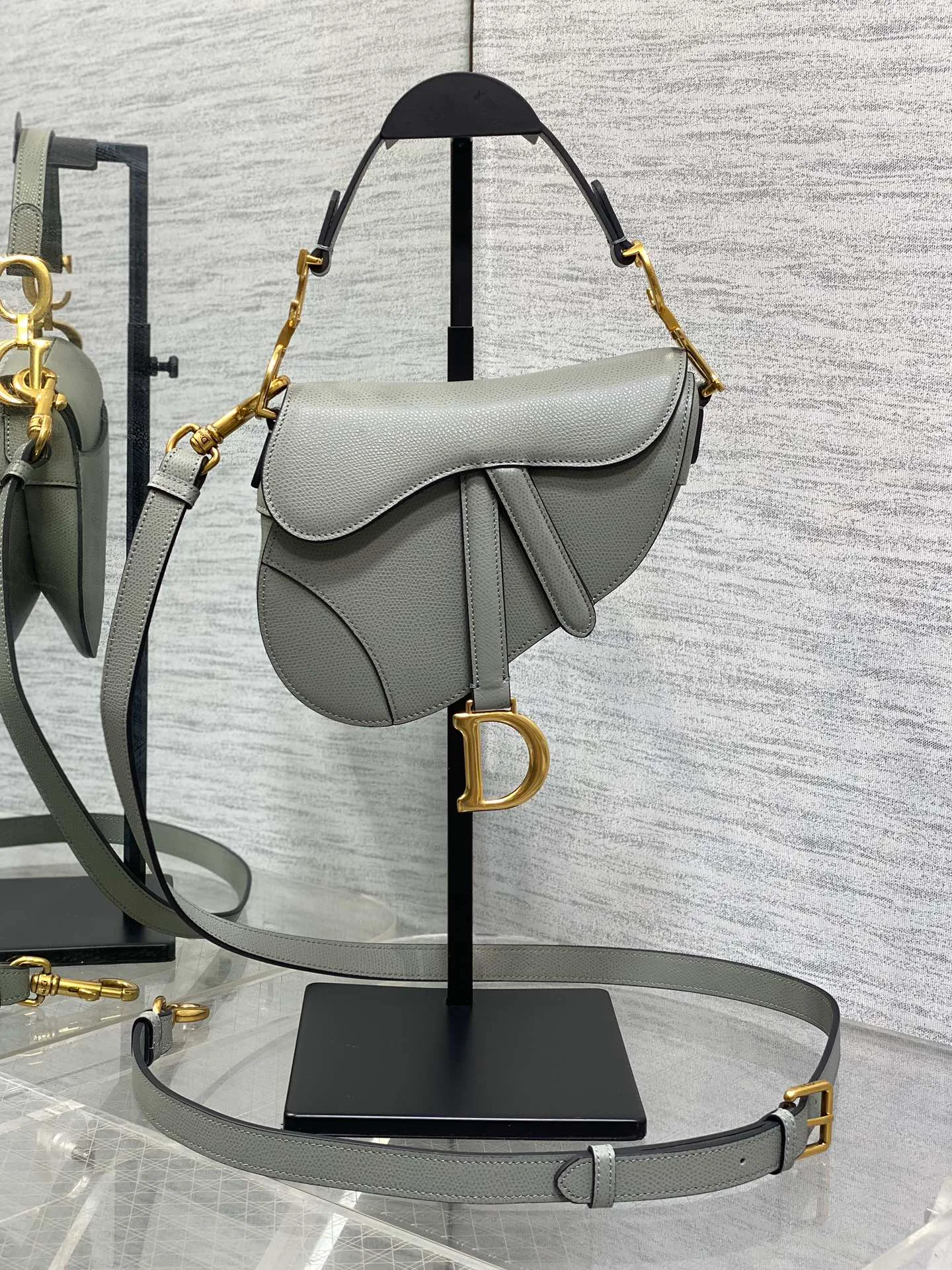 Классические Сумки Женские Christian Dior 11664958