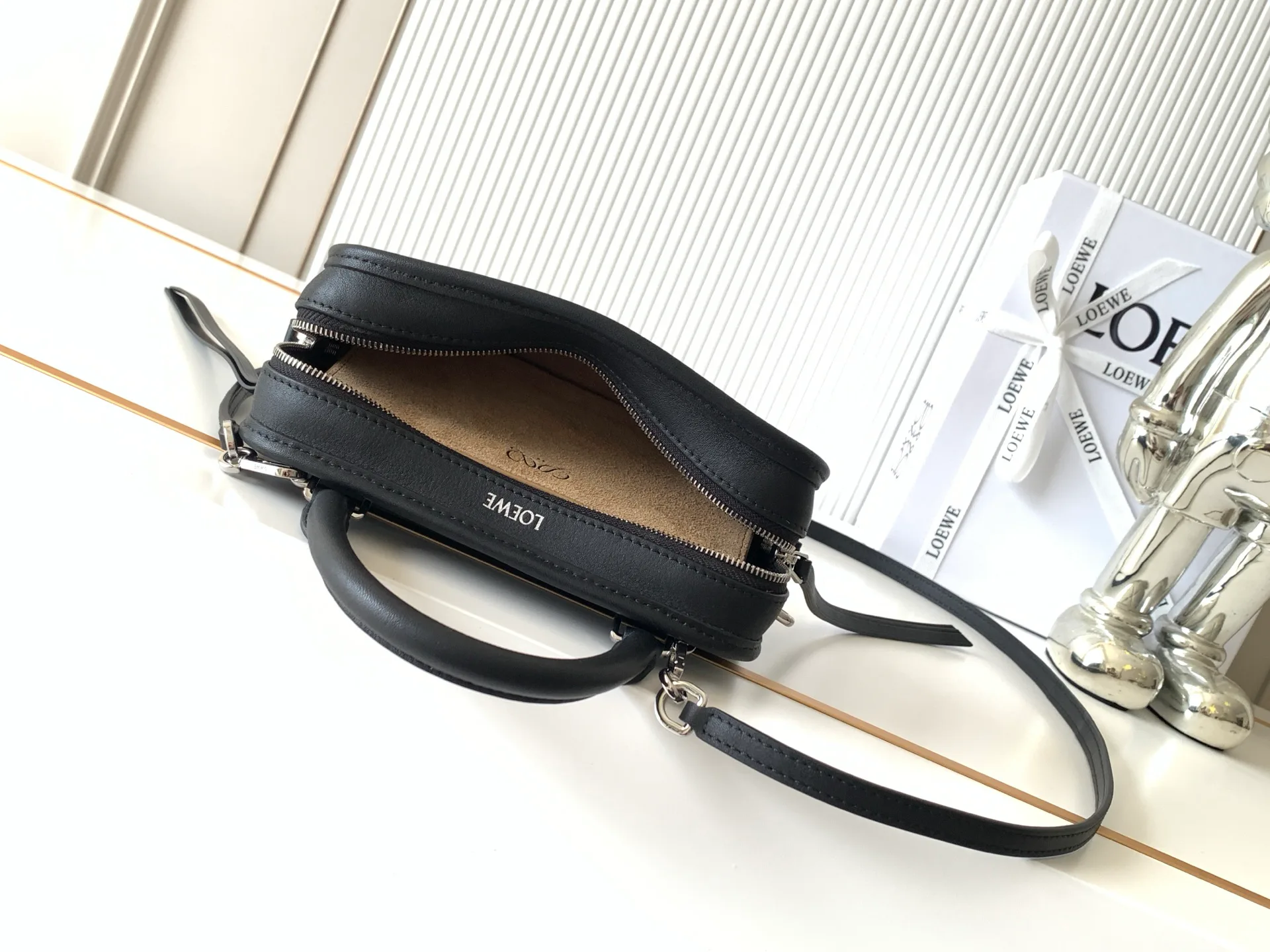 Классические Сумки Женские Loewe 13389846