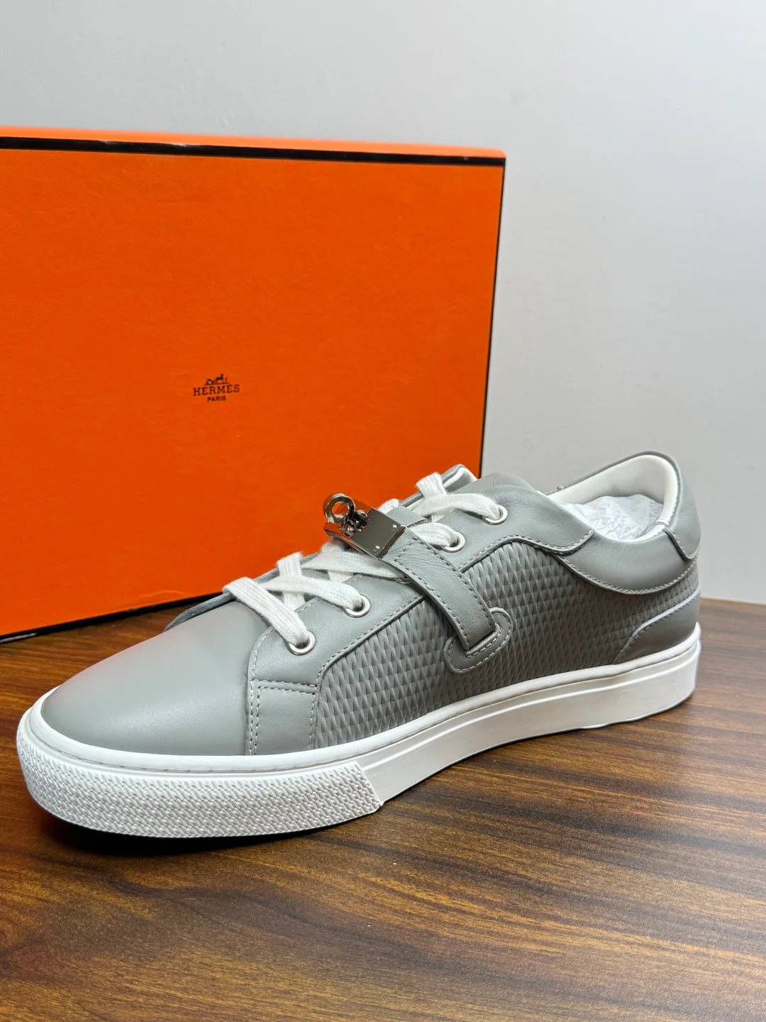 Кроссовки Мужские Hermes 19623471