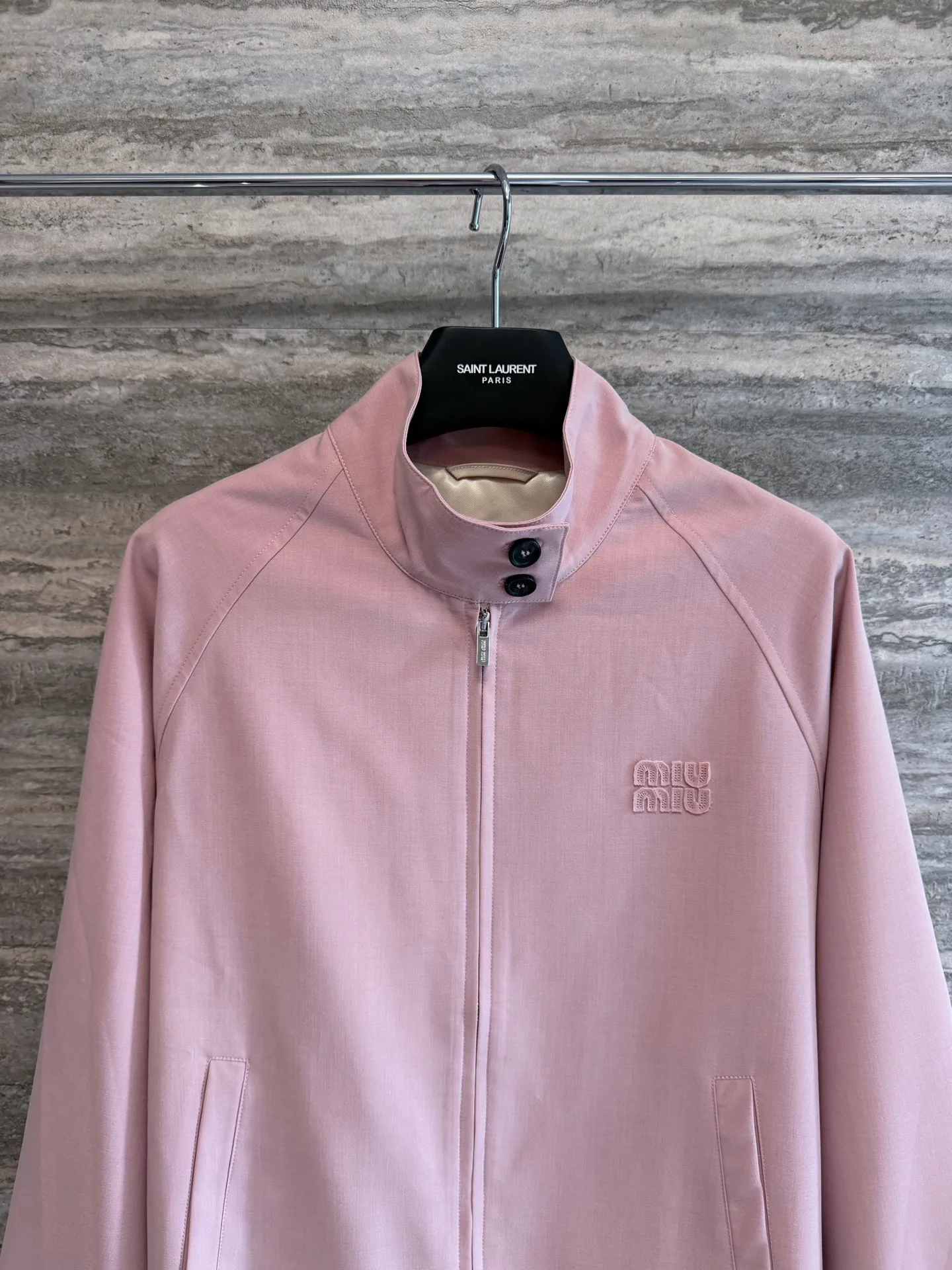Куртки И Пуховики Женские Miu Miu 18155619