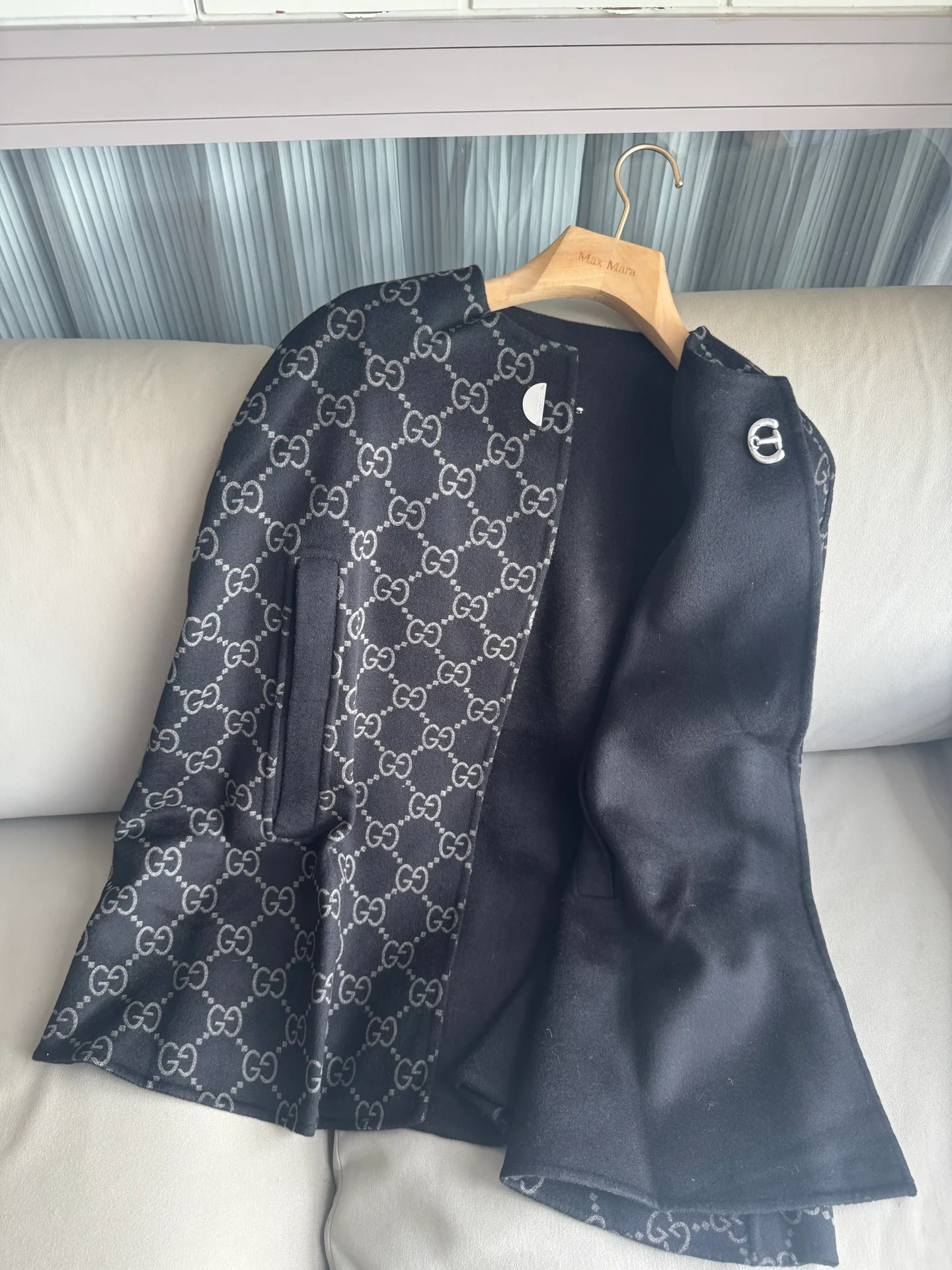 Пальто Женские Gucci 18361603