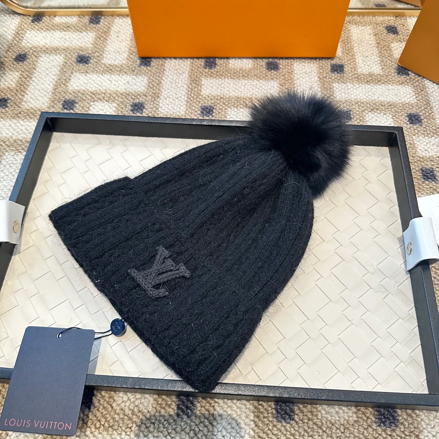 Головные Уборы Louis Vuitton 823963