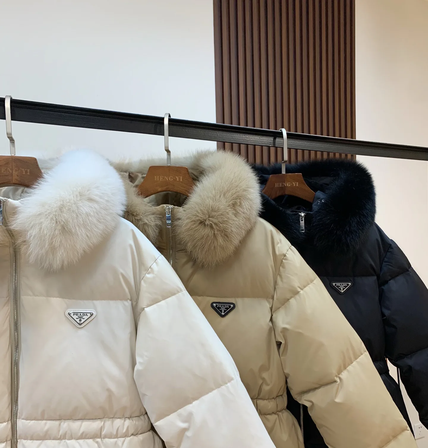 Куртки И Пуховики Женские Prada 68320