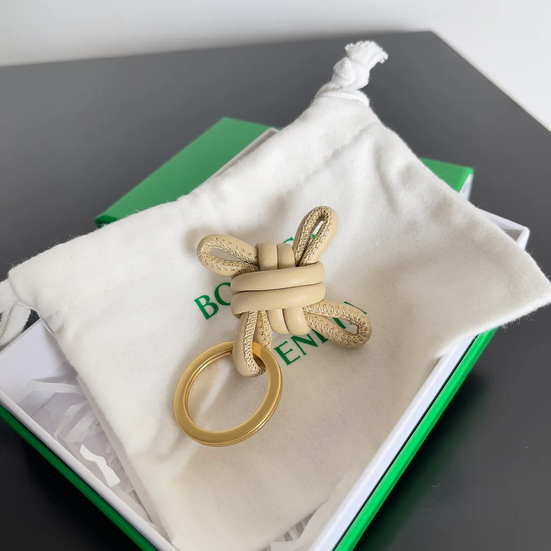 Ключницы Bottega Veneta 595657