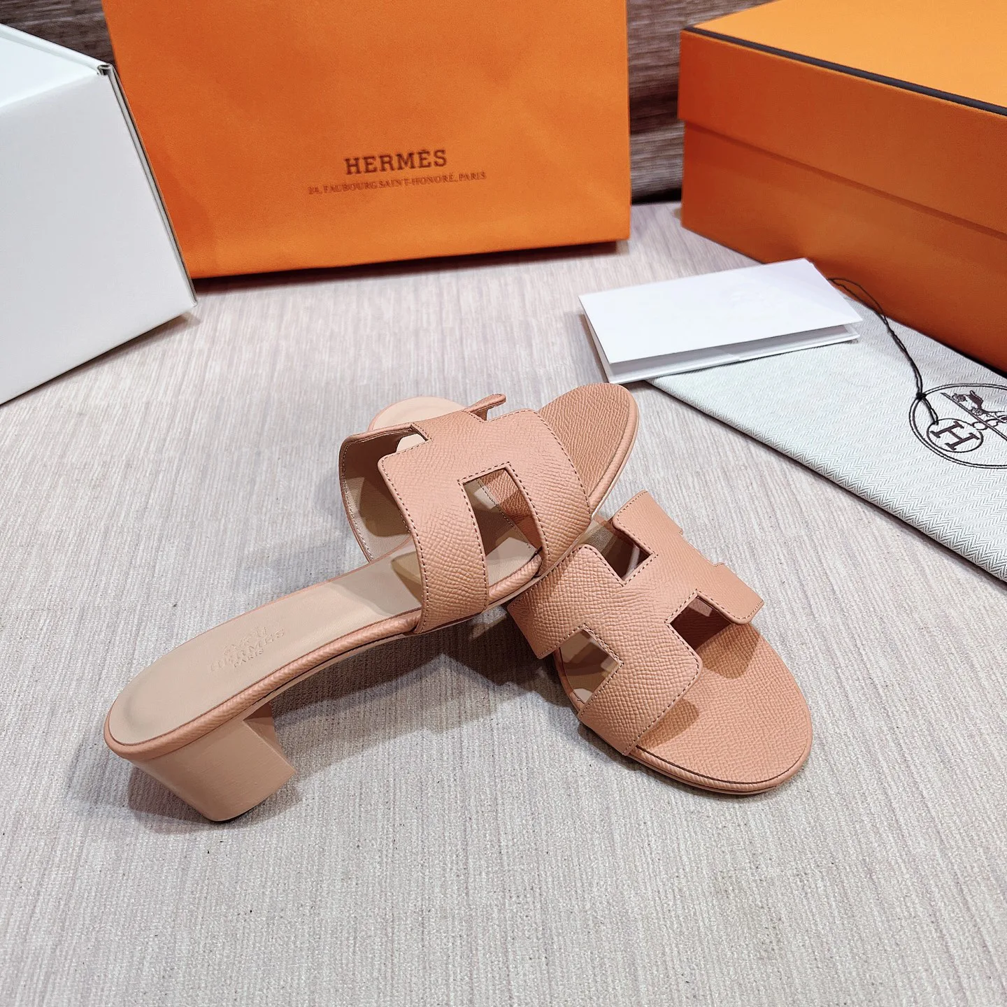Босоножки Женские Hermes 17749533