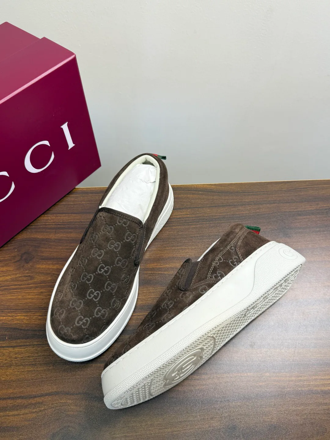 Кроссовки Мужские Gucci 20143300