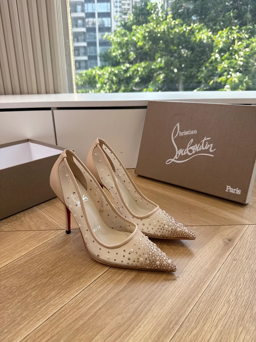Туфли Женские Christian Louboutin 17480780