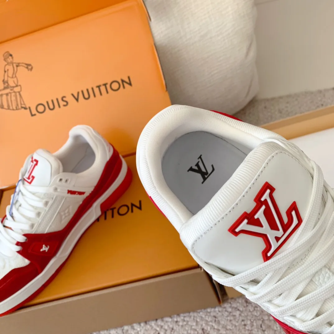 Кроссовки Женские Louis Vuitton 10290619