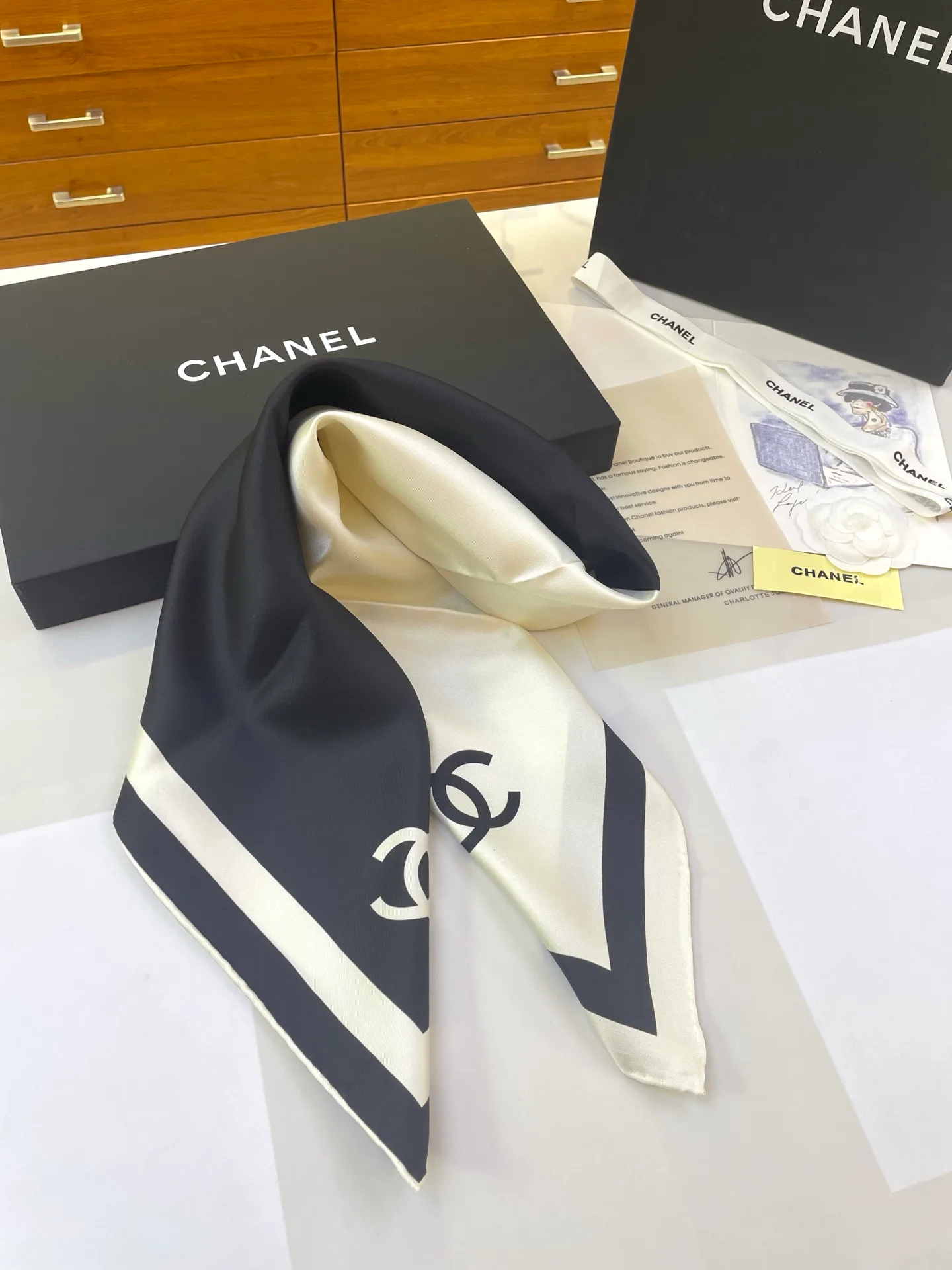 Шарфы Chanel 14098513