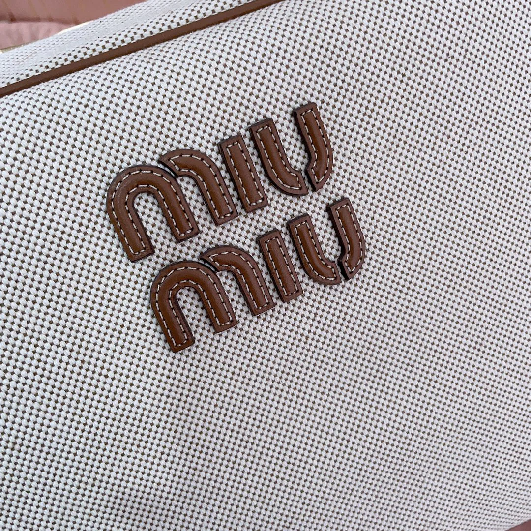 Классические Сумки Женские Miu Miu 17483321