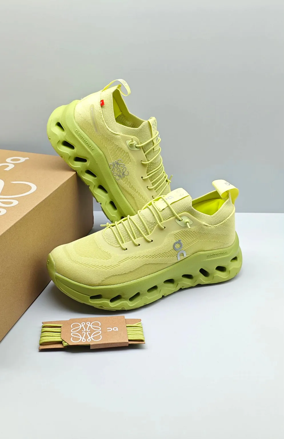 Кроссовки Женские Loewe 13193973