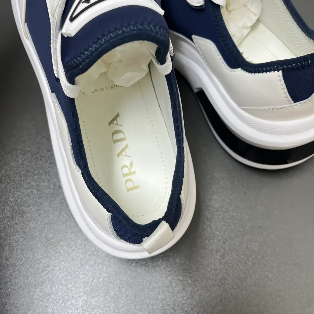 Кроссовки Мужские Prada 2575576