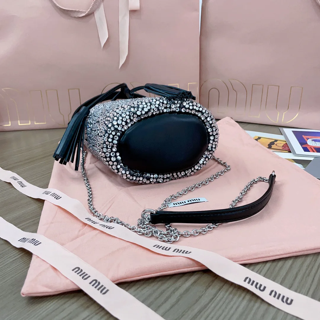 Сумки На Ремне Женские Miu Miu 369576