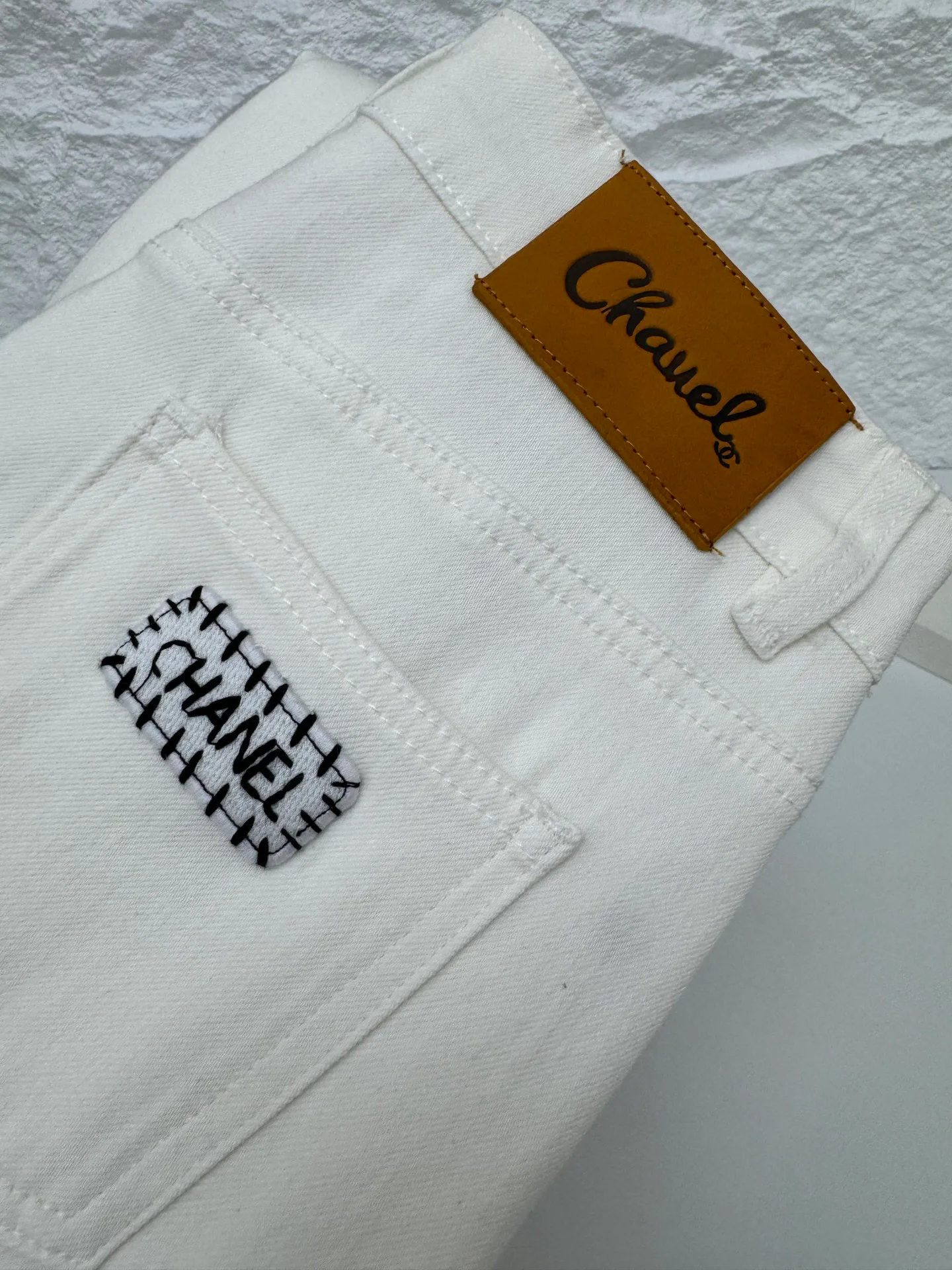 Джинсы Женские Chanel 17298435