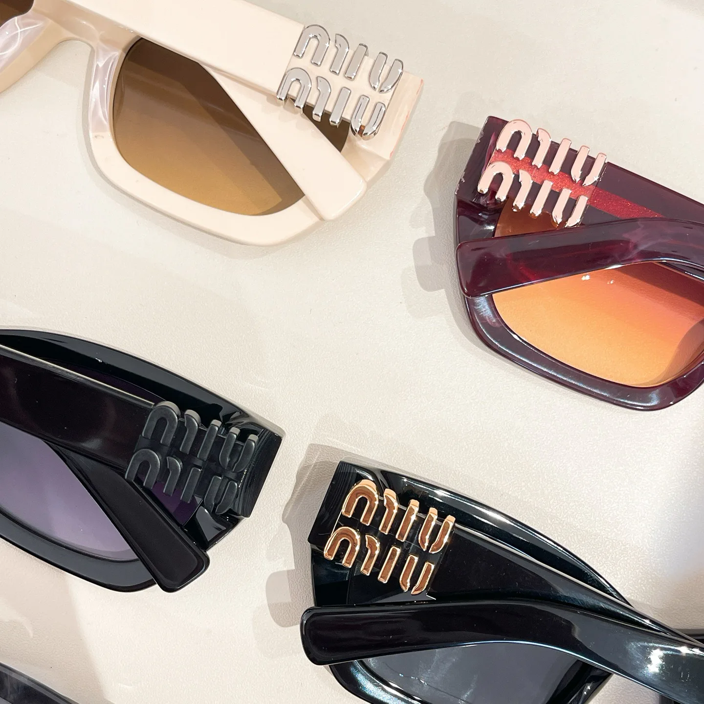 Очки Miu Miu 20434