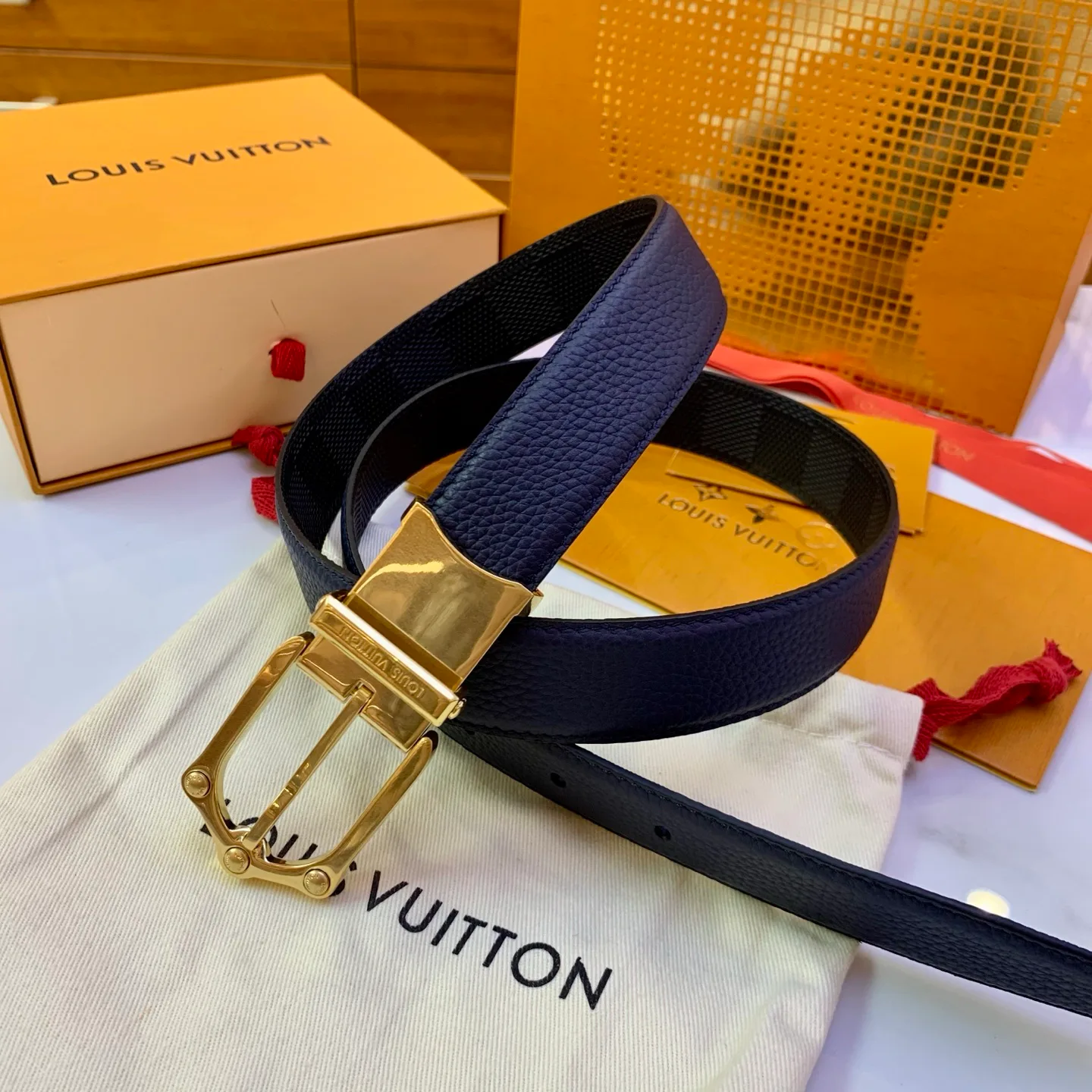 Ремни Louis Vuitton 17638909