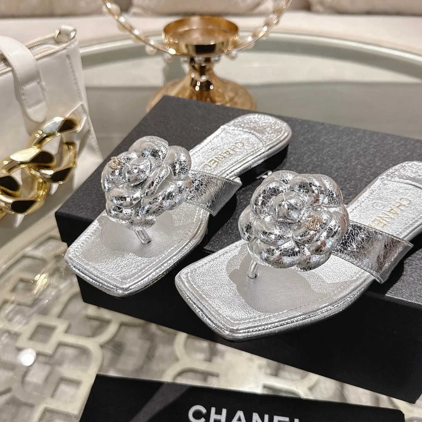 Шлепанцы Женские Chanel 12696620