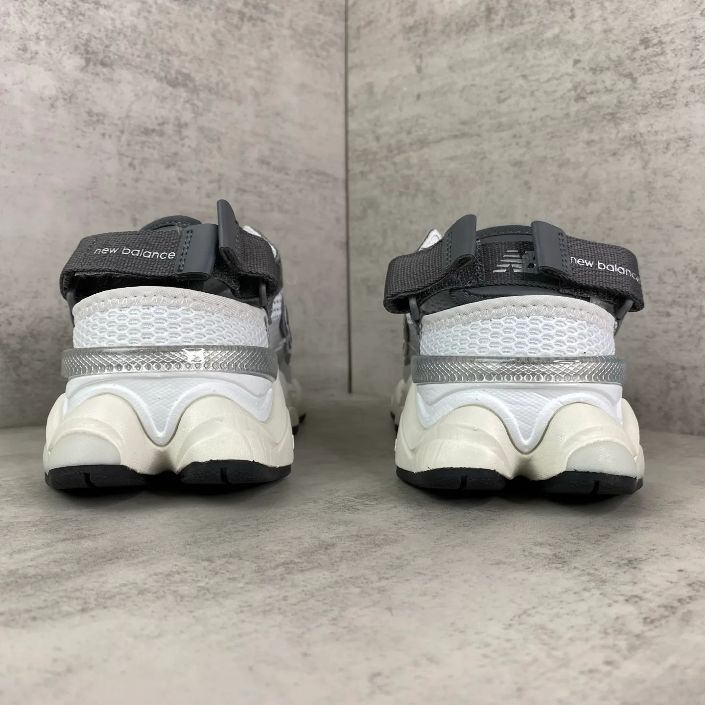 Кроссовки Женские New Balance 17460388