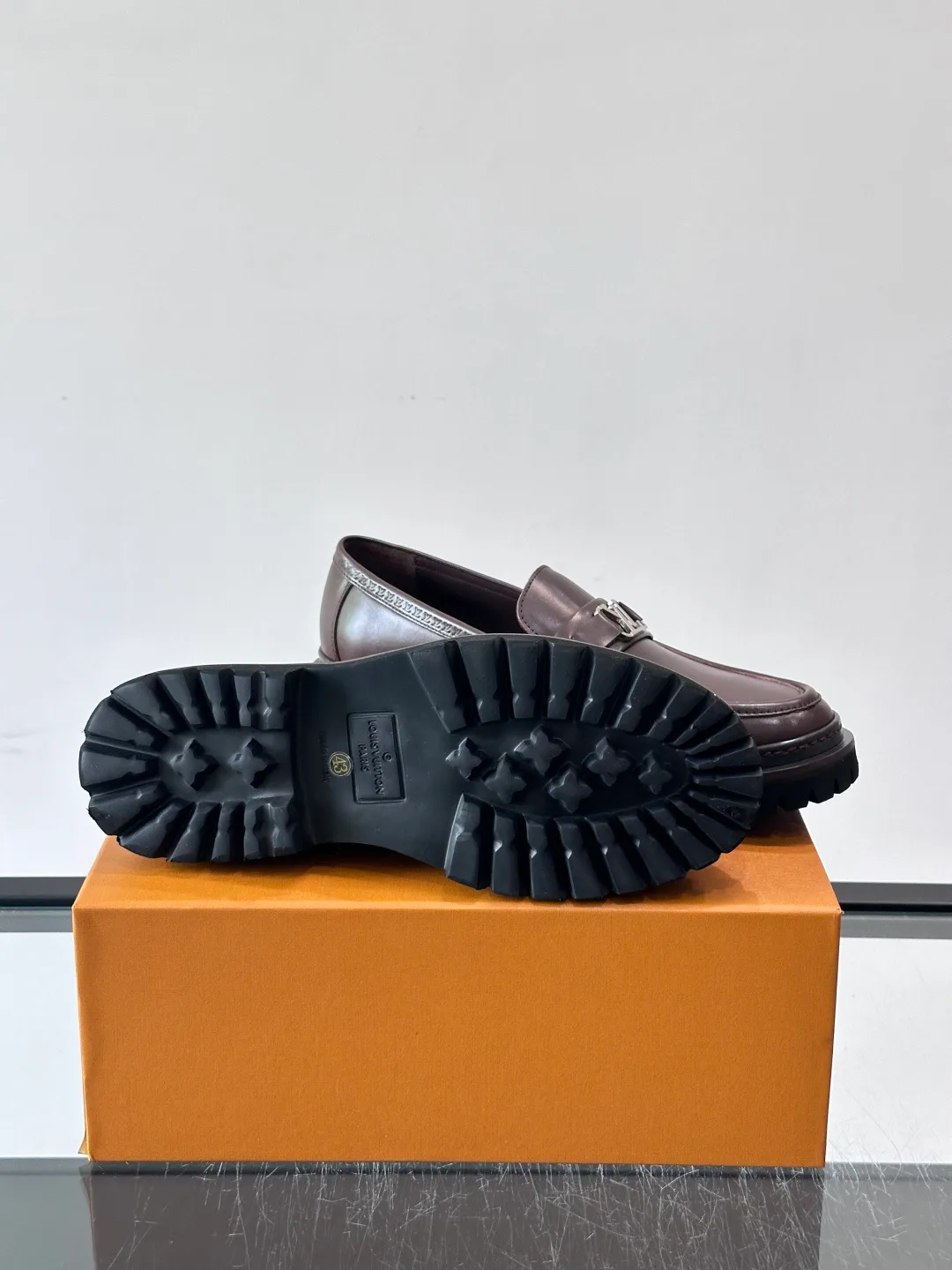 Лоферы И Туфли Мужские Louis Vuitton 17646072