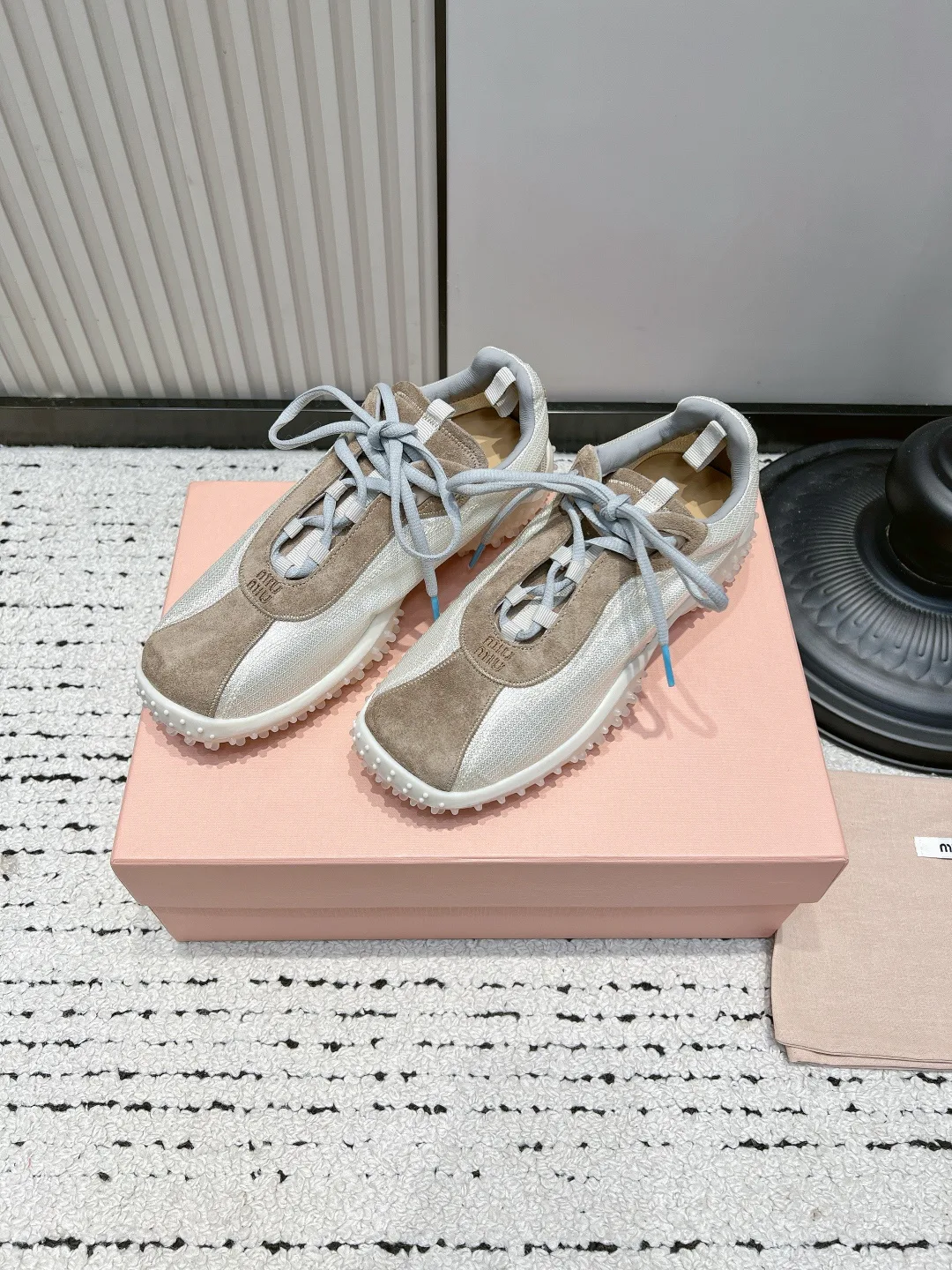 Кроссовки Женские Miu Miu 17578021