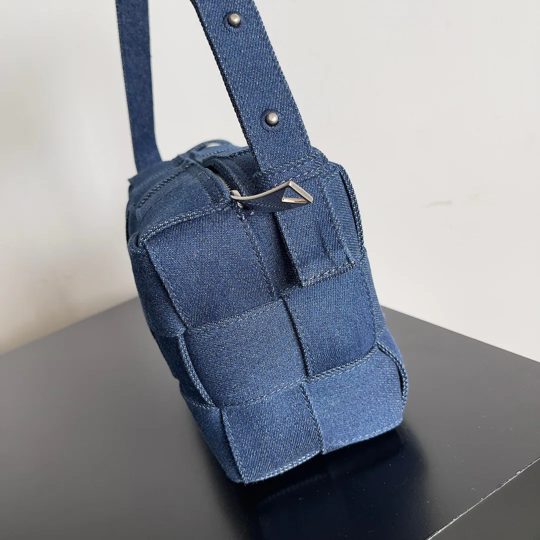 Сумки На Ремне Женские Bottega Veneta 368788