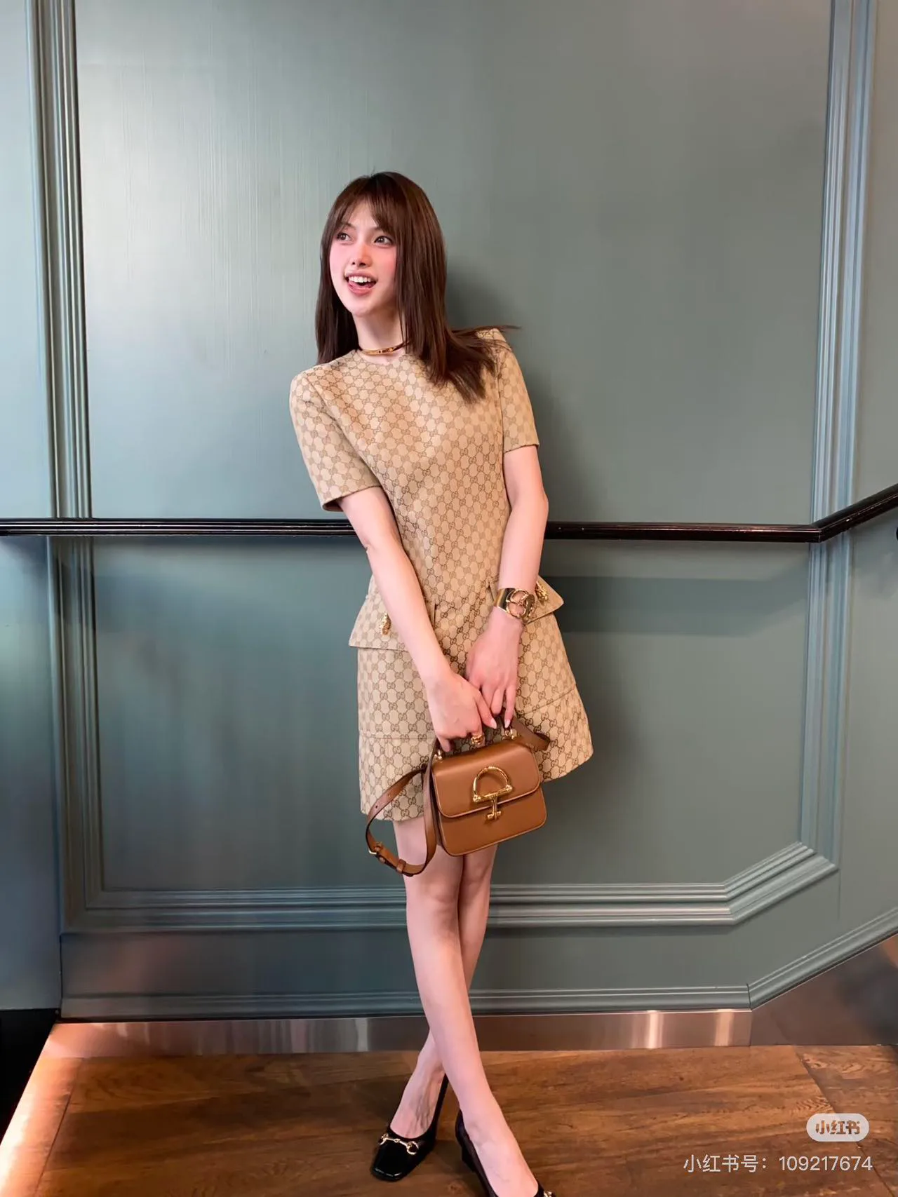 Платья Женские Gucci 11417163
